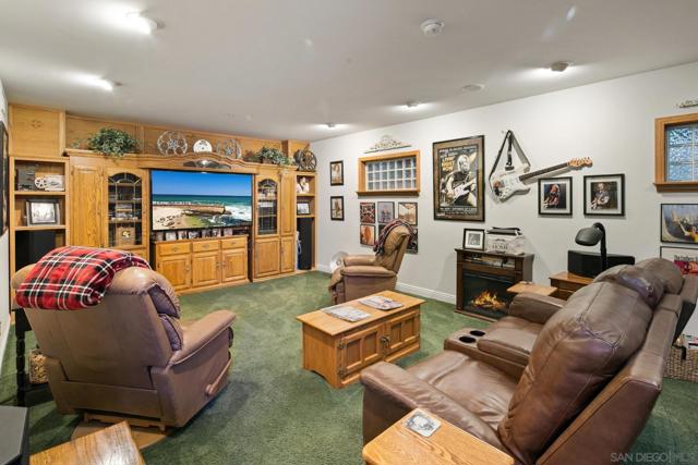 24665 Rancho Santa Teresa Dr, Ramona CA: https://media.crmls.org/mediaz/fe34c579-d38a-4225-ae85-8fea0e5a6f88.jpg