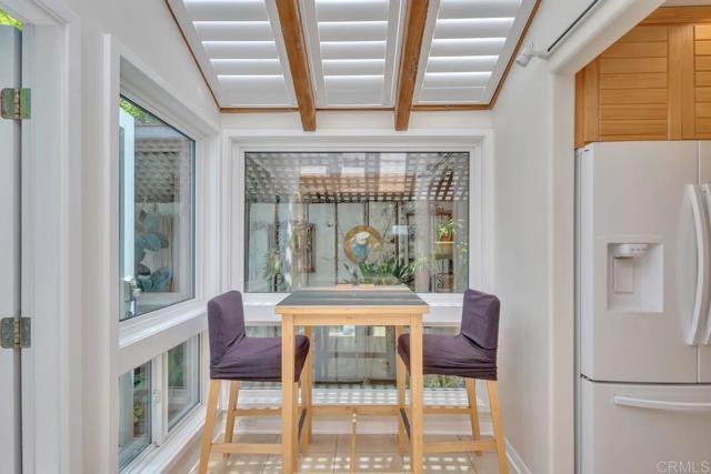Detail Gallery Image 12 of 33 For 406 N Acacia Ave, Solana Beach,  CA 92075 - 3 Beds | 2 Baths