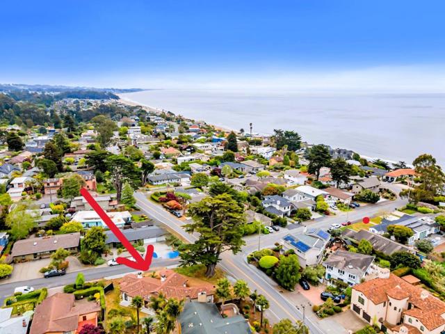 505 Cliff Drive, Aptos CA: https://media.crmls.org/mediaz/fe365b22-604f-41c5-9e3f-ce4486995483.jpg