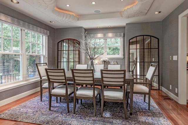 941 Berry Avenue, Los Altos CA: https://media.crmls.org/mediaz/fe367af0-3eeb-4f18-b676-e43d08d15446.jpg