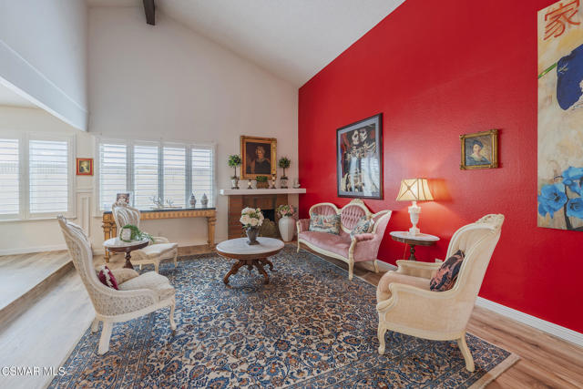 2653 N Broadmoor Avenue, Simi Valley CA: https://media.crmls.org/mediaz/fe36eb24-8b05-4a5f-80b0-9b465a42384f.jpg
