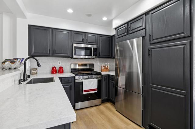 3048 Brunetti Way, San Jose CA: https://media.crmls.org/mediaz/fe36ed43-d674-4474-ba4a-7e58651413fb.jpg