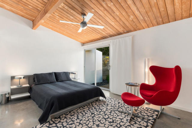 438 E Racquet Club Road, Palm Springs, CA 92262