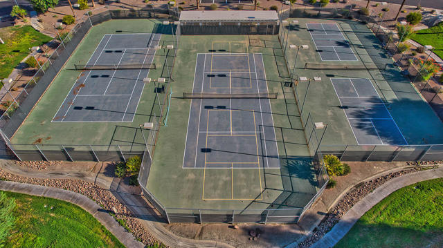 41531 Colada Court, Palm Desert CA: https://media.crmls.org/mediaz/fe394efc-65cc-40cd-a39f-bc7dfebf687b.jpg