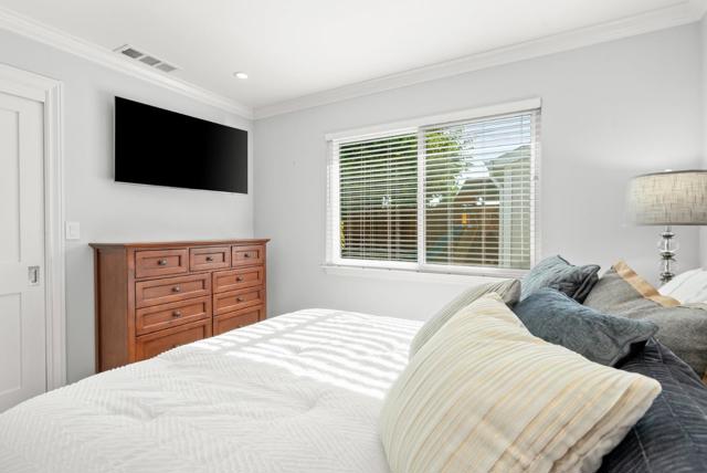 325 Crestview Drive, Santa Clara CA: https://media.crmls.org/mediaz/fe3956b7-cedc-4f9b-aa3e-5df81c1d22e5.jpg