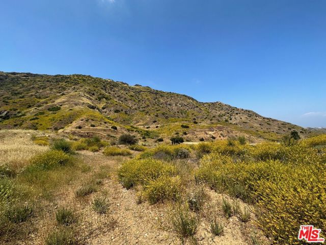 0 Kanan Road, Agoura CA: https://media.crmls.org/mediaz/fe395da4-2bdb-459c-9f4c-ddfd1c20f139.jpg