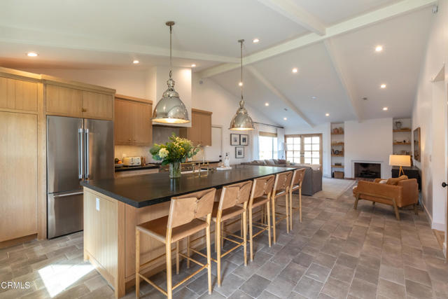 Detail Gallery Image 7 of 44 For 4363 Milpas St, Camarillo,  CA 93012 - 3 Beds | 2 Baths