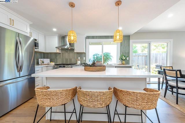 Image 14 of 54 For 32996 Soquel St