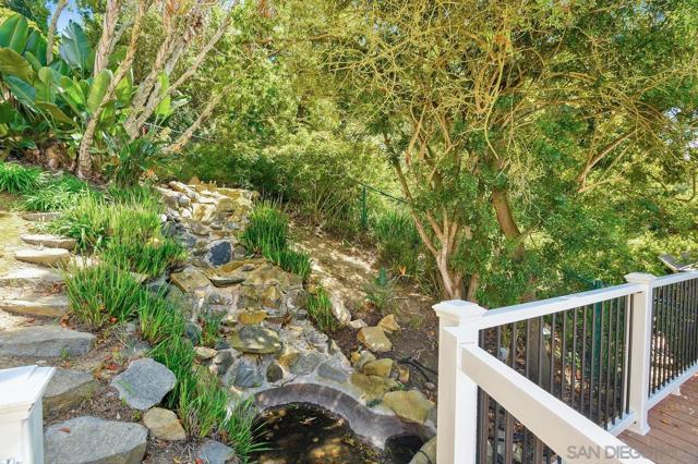1935 Nautilus St, La Jolla CA: https://media.crmls.org/mediaz/fe3a4f4f-b805-4288-beca-39faa9c6161c.jpg