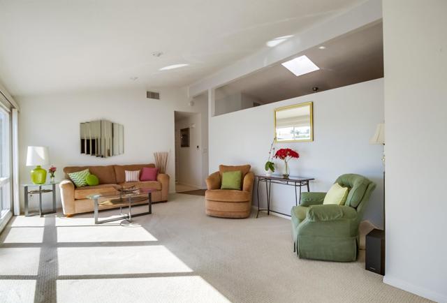 Detail Gallery Image 7 of 31 For 4613 Rainier Ave, San Diego,  CA 92120 - 3 Beds | 2 Baths