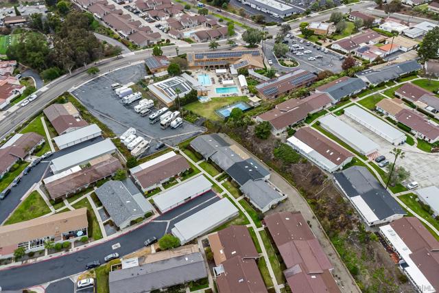 3839 Vista Campana S, Oceanside CA: https://media.crmls.org/mediaz/fe3b5d36-f0a4-4fb9-ae35-880c0b39ed16.jpg
