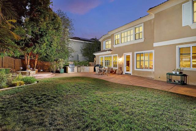 7319 Paseo Capuchina, Carlsbad CA: https://media.crmls.org/mediaz/fe3b665e-790c-4d13-8d67-d664715d05e3.jpg