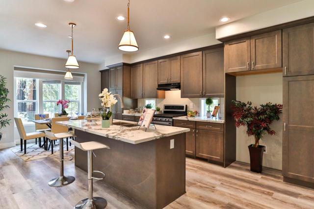 165 Coffeeberry Drive, Boulder Creek CA: https://media.crmls.org/mediaz/fe3c5efc-72d6-4283-87f1-417e7e8e7d8b.jpg