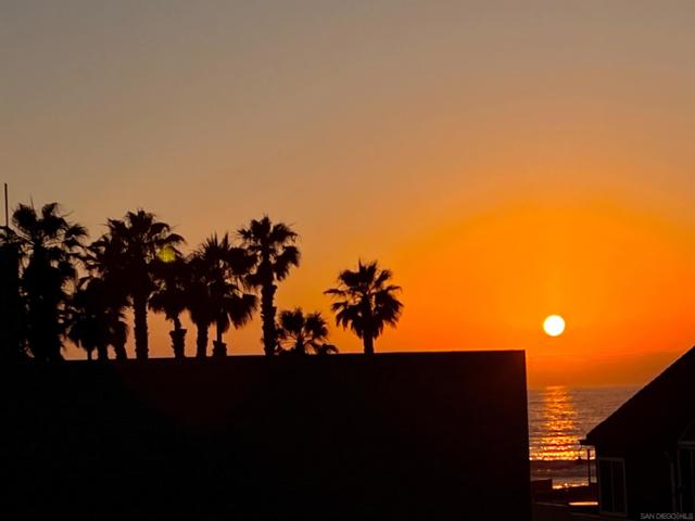 126 Elder, Imperial Beach CA: https://media.crmls.org/mediaz/fe3cc4f5-83e2-4e0f-803c-c34a115b56c4.jpg