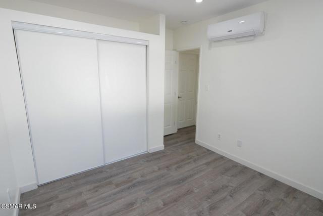 718 Greenbriar Avenue, Simi Valley CA: https://media.crmls.org/mediaz/fe3d812d-c0d5-4d58-8f66-8a45d7d94fe6.jpg