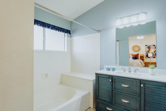 4647 Hampton Falls Place, San Jose CA: https://media.crmls.org/mediaz/fe3e3f8d-96b6-47c2-9273-6767061f4edf.jpg