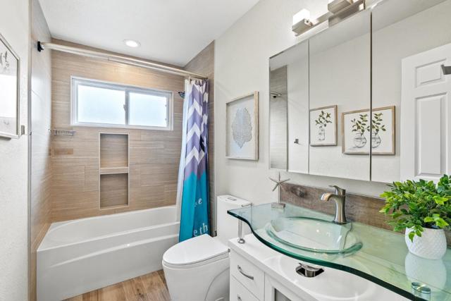 6657 Neptune Court, San Jose CA: https://media.crmls.org/mediaz/fe3e49fb-256f-469b-95fd-760db3a04fa4.jpg
