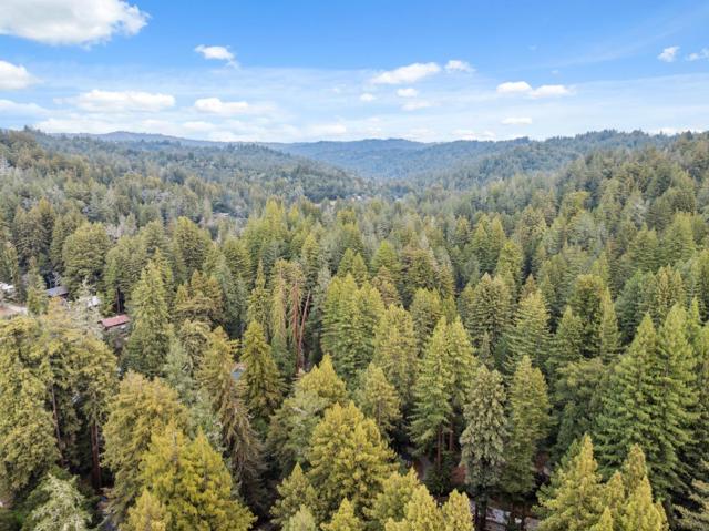 130 Hillside Way, Boulder Creek CA: https://media.crmls.org/mediaz/fe3fdc04-9b0b-4c2e-b121-866b170115af.jpg