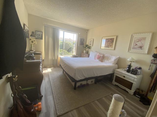 Detail Gallery Image 7 of 15 For 4734 Rim Rock Rd, Oceanside,  CA 92056 - 2 Beds | 1 Baths