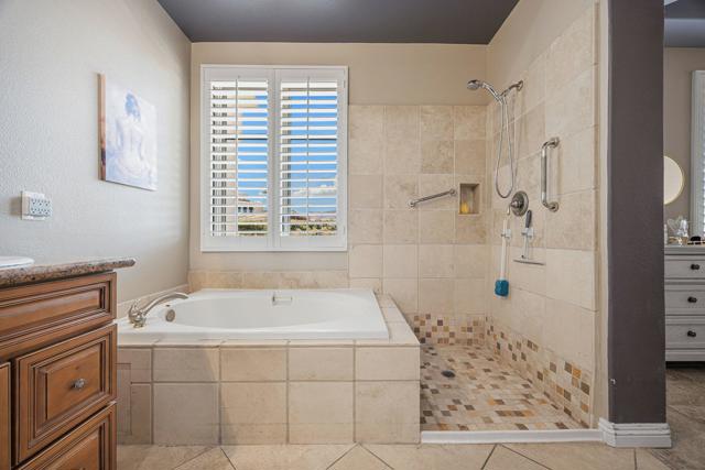 1606 Via San Martino, Palm Desert, CA 92260