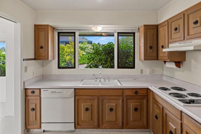 254 Del Mesa, Carmel CA: https://media.crmls.org/mediaz/fe413422-7b57-41ca-a51c-80680a3ce718.jpg