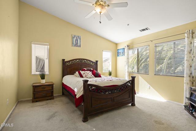 Detail Gallery Image 25 of 51 For 1101 Lucero St, Oxnard,  CA 93030 - 5 Beds | 2/1 Baths