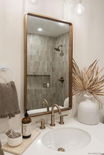4543 Moraga Ave, San Diego CA: https://media.crmls.org/mediaz/fe4291ea-9301-4999-a08a-f57a0ff77b96.jpg