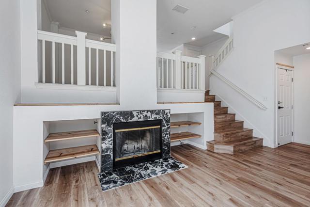 4 Brigantine Lane, Redwood City CA: https://media.crmls.org/mediaz/fe4389ff-5380-47db-b9d8-f1ec8855e57c.jpg