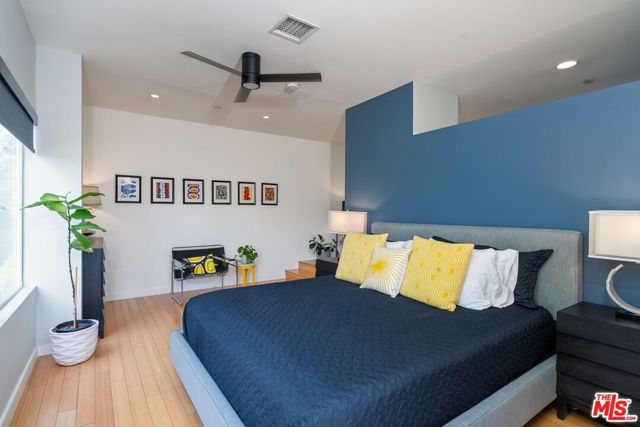 2 Bed Home for Sale in Los Angeles, California