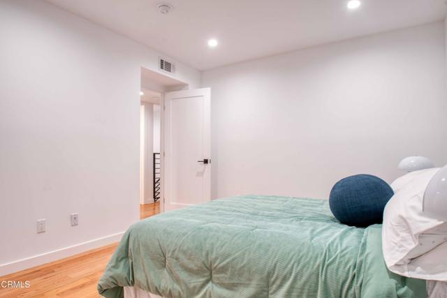 Detail Gallery Image 12 of 19 For 2327 1/2 Langdale Ave, Los Angeles,  CA 90041 - 3 Beds | 2/1 Baths