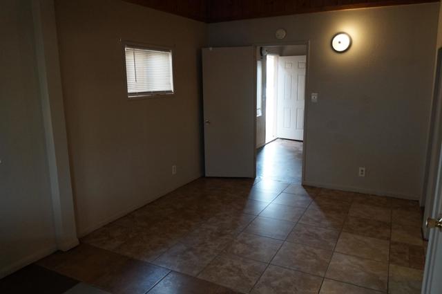 11022 West Drive, Morongo Valley CA: https://media.crmls.org/mediaz/fe454fcb-dd98-4db9-9902-ea347aae92b9.jpg
