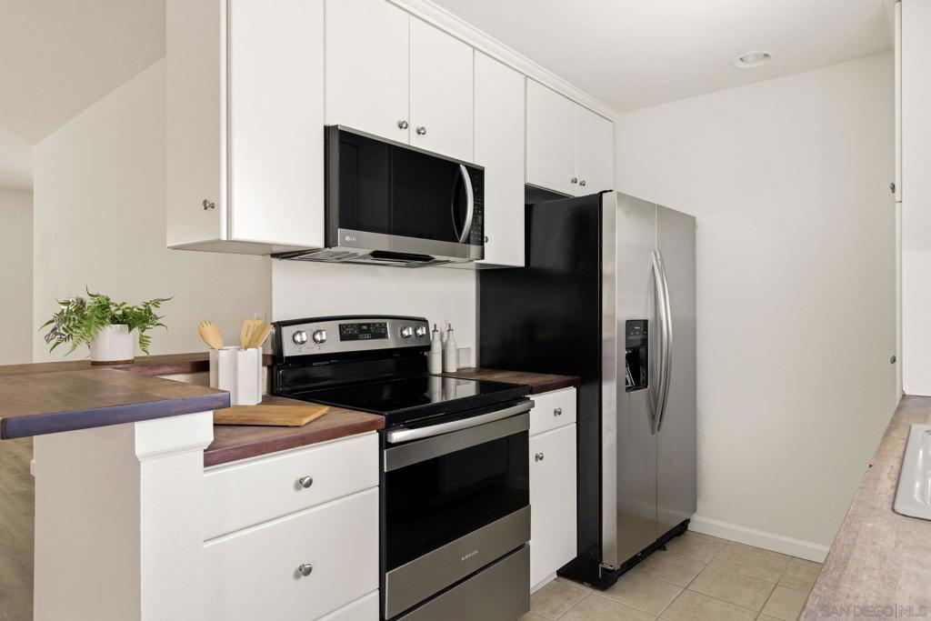 2018 Pacific Beach Drive - photo 10