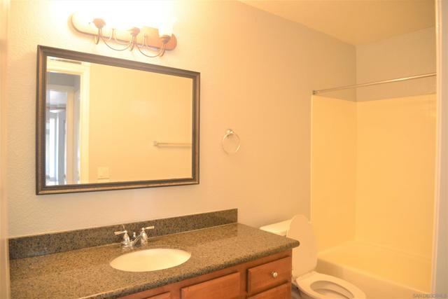 12655 Camino Mira Del Mar, San Diego CA: https://media.crmls.org/mediaz/fe4883a5-70ec-468d-aaa3-8a543733ad02.jpg