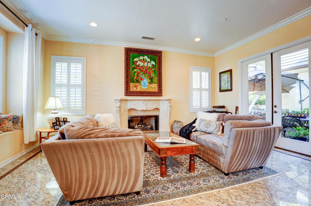 Detail Gallery Image 12 of 47 For 2738 Sleepy Hollow Pl, Glendale,  CA 91206 - 5 Beds | 5 Baths