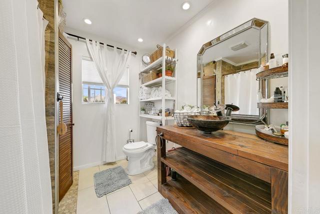 Image 31 of 55 For 4592 Ellenwood Drive