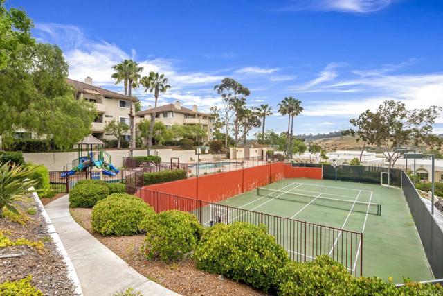 Detail Gallery Image 27 of 32 For 3573 Paseo De Los Californianos #273,  Oceanside,  CA 92056 - 1 Beds | 1 Baths