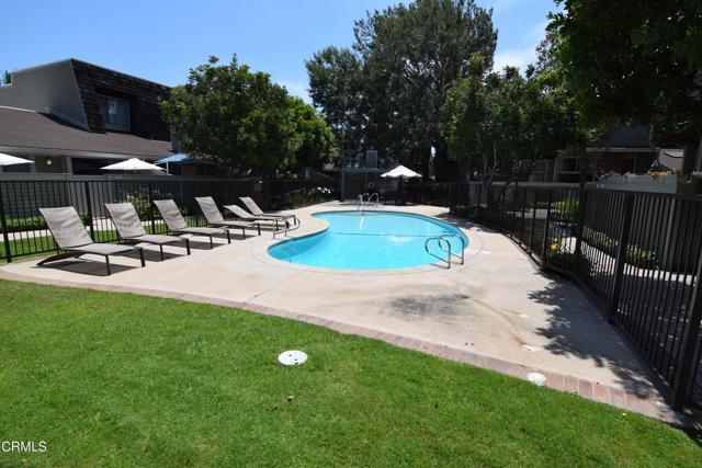 Detail Gallery Image 36 of 46 For 13340 Maxella Ave #3,  Marina Del Rey,  CA 90292 - 3 Beds | 2/1 Baths