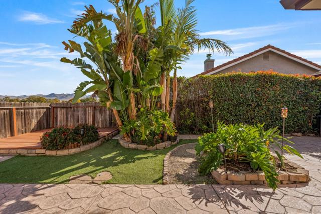 961 Alder Street, Hollister CA: https://media.crmls.org/mediaz/fe4a4d07-1fc7-4197-afa9-bef15127ab65.jpg