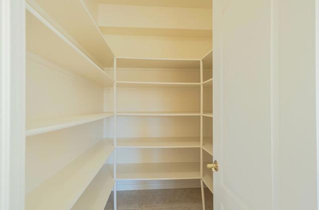 27606 Prestancia Circle, Salinas CA: https://media.crmls.org/mediaz/fe4a5d57-915e-4683-a0bf-f0708edb711a.jpg