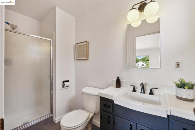 6251 Highland Ave, Richmond CA: https://media.crmls.org/mediaz/fe4a903a-0c38-4ddb-96c6-a51ddbde9ad1.jpg