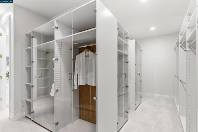 2981 GRAPEVINE TER, Fremont CA: https://media.crmls.org/mediaz/fe4aa6dc-a282-428e-8596-48dc97258776.jpg