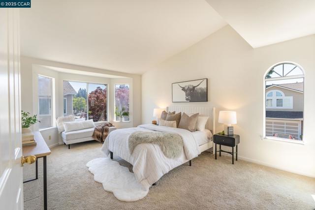 353 Winterwind Cir, San Ramon CA: https://media.crmls.org/mediaz/fe4bce44-c971-43fd-be04-a4b0783d9ff7.jpg