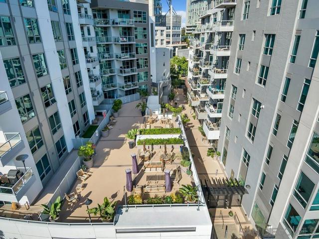 206 Park Blvd, San Diego CA: https://media.crmls.org/mediaz/fe4bf5a1-997a-48de-8a14-6cd29878994c.jpg
