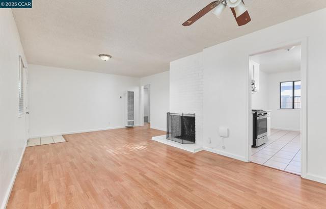 4413 Brandt Way, North Highlands CA: https://media.crmls.org/mediaz/fe4c0bb3-693e-43bb-8b16-d48a39928ee8.jpg