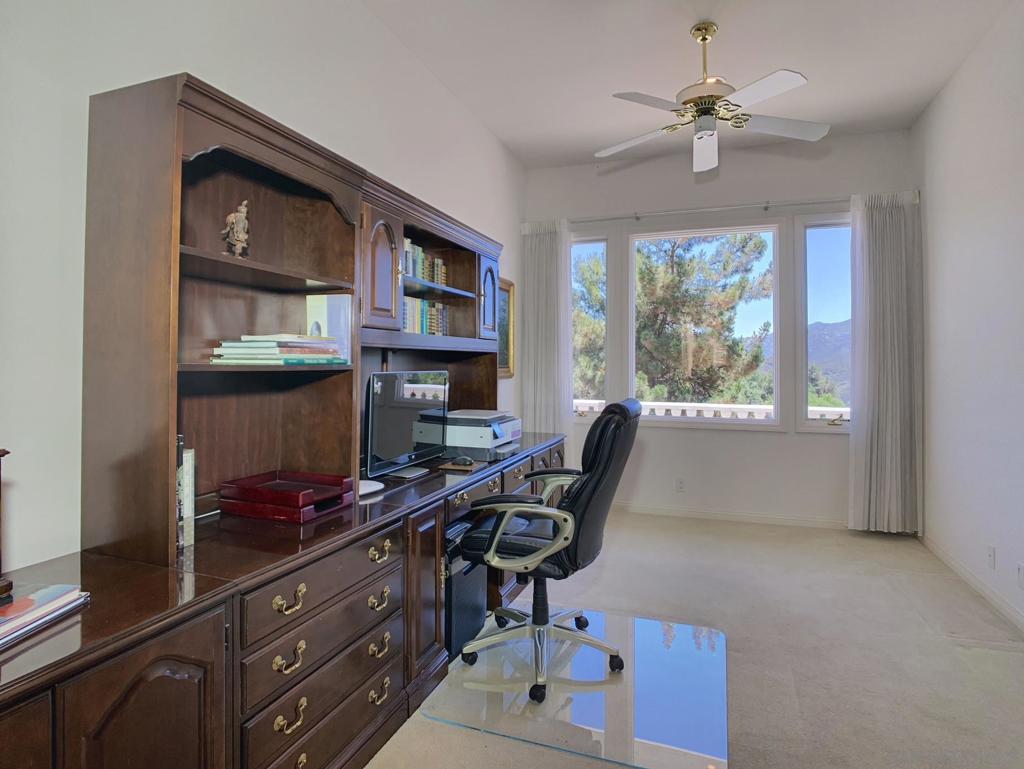 MLS #250034393SD img 35