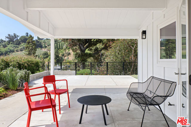 Drew Fenton | 1279 El Hito Circle Pacific Palisades CA | MLS: 7358476