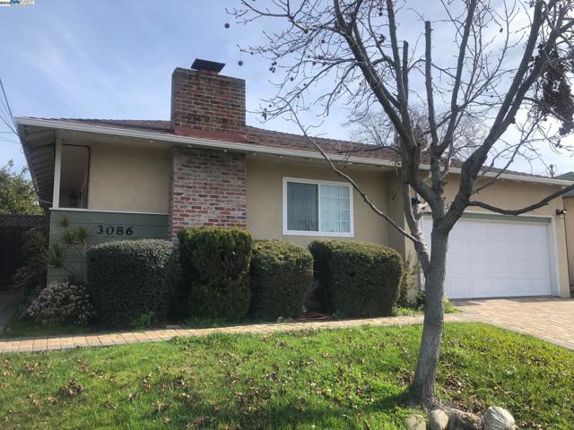 Image 1 of 24 For 3086 Greenview Dr