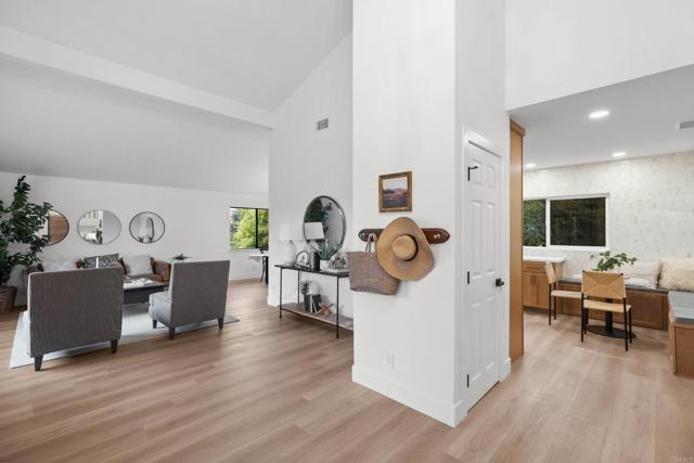 1657 FOOTHILL Drive, Vista CA: https://media.crmls.org/mediaz/fe4dda61-a881-4612-98b0-7b07821d47d5.jpg