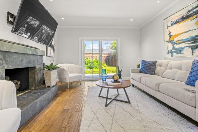 6110 Larios Way, San Jose CA: https://media.crmls.org/mediaz/fe4f8c13-cceb-4109-9bc2-4aaf71cfa437.jpg