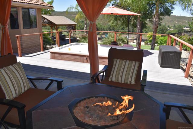 25657 Bellemore Dr, Ramona CA: https://media.crmls.org/mediaz/fe51ba09-887a-478c-9361-1b17bba3345b.jpg